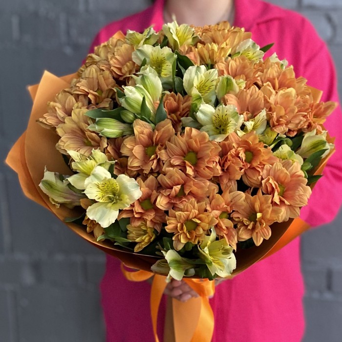 Букет с хризантемой и альстромерией Осенние краски