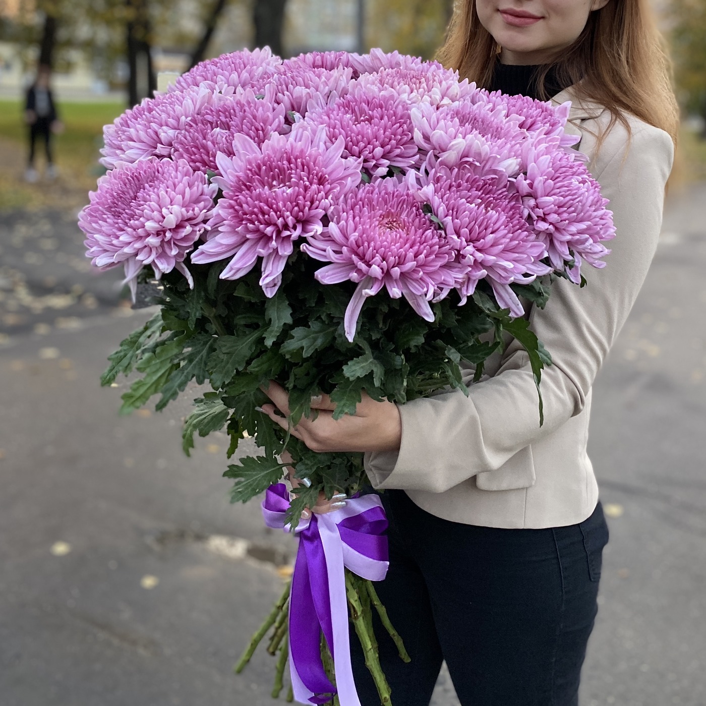 Шикарные букеты хризантем на 8 марта, Международный Женский День