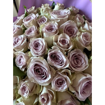 Фото отзыв: Отличная компания, менеджер на связи. Все прошло отлично! Будет восхитительный, розы нереальные! И еще они пахнут!!! спасибо!