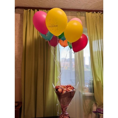 Фото отзыв: Заказал супруге на день рождения букет и шарики . Доставили вовремя , цветы свежие . Все хорошо упаковано , вежливый курьер . Заказываю в этом магазине не первый раз , сервисом доволен . Перед доставкой присылают ссылку на фото с букетом . Спасибо за ваши услуги ! Всем СОВЕТУЮ !!!