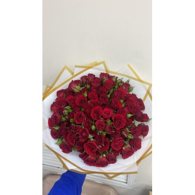 Фото отзыв: Огромное спасибо за все.Доставку,за шикарный букет а самое главное за понимание и поддержку.Так ка я нахожусь очень далеко,а хотелось поздравить мамочку с дне рождения.Благодарю.Долгих лет процветания.