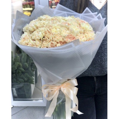 Фото отзыв: Отличные, долгоиграющие цветы!<br />
Очень нежные и стильные! <br />
