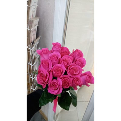 Фото отзыв: Огромное спасибо за помощь в выборе цветов. Доставка была осуществлена в срок, качество цветов просто идеальное! Аромат словами не передать - сногсшибательный!!!! Получатель букета была в восторге!!!!! Всем буду рекомендовать заказывать цветы только в этой компании.