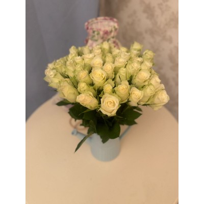 Фото отзыв: Отличный сервис , быстро обработали заказ, прислали фото, и очень быстро привезли свежайшие розы! Однозначно советую, да и сам теперь Ваш постоянный клиент.