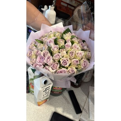 Фото отзыв: ВСЕ ШИКАРНО !!! БУКЕТ ПРЕКРАСНЫЙ И ШАРИКИ. Большое спасибо