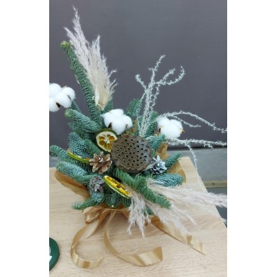 Фото отзыв: Все ваши букеты были великолепны! И сегодняшний зимний,просто супер!!!