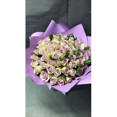 Фото отзыв: Очень довольна отношением к клиентам :) Отправили фото букета, получала уведомления об статусе заказа. Буду заказывать еще.