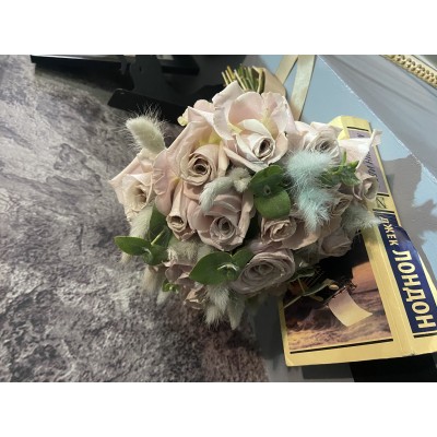 Фото отзыв: Шикарный букет, прекрасные свежие цветы. Доставка вовремя.