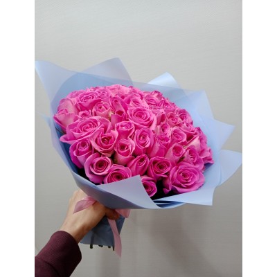 Фото отзыв: Являюсь постоянным клиентом данного магазина, очень качественные и шикарные цветы.<br />
Букет просто волшебный, спасибо огромное флористам и всей Вашей команде.