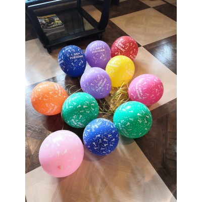 Фото отзыв: Добрый день, уже оставил отзыв под букетом, заказывал букет пионов и связку шариков, доставка была во время все хорошо, букет замечательный а вот шарики сдулись уже к вечеру, что огарчает. 