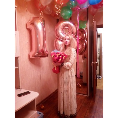 Фото отзыв: Спасибо за букет и шарики! Именинница в восторге! Доставка во время! Спасибо огромное! 