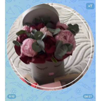 Спасибо большое команда магазина, за отличную работу. Делала сюрприз дочке , цветы бесподобные ,клубника ароматная и вкусная, так что все довольны заказывала впервые , приятно удивлена!!! Фото отзыв: Спасибо большое команда магазина, за отличную работу. Делала сюрприз дочке , цветы бесподобные ,клубника ароматная и вкусная, так что все довольны заказывала впервые , приятно удивлена!!!