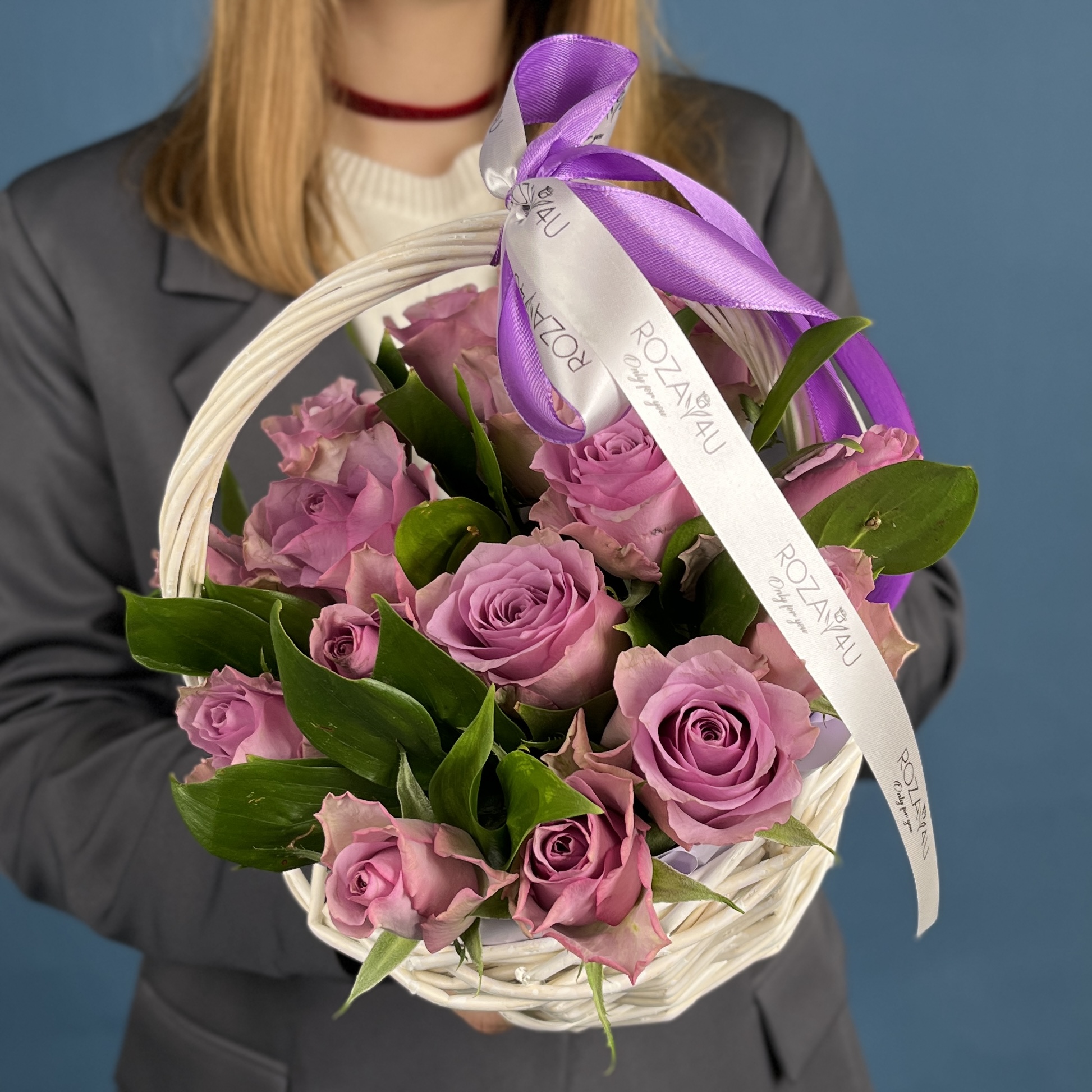 Букет дня в корзине Малинка