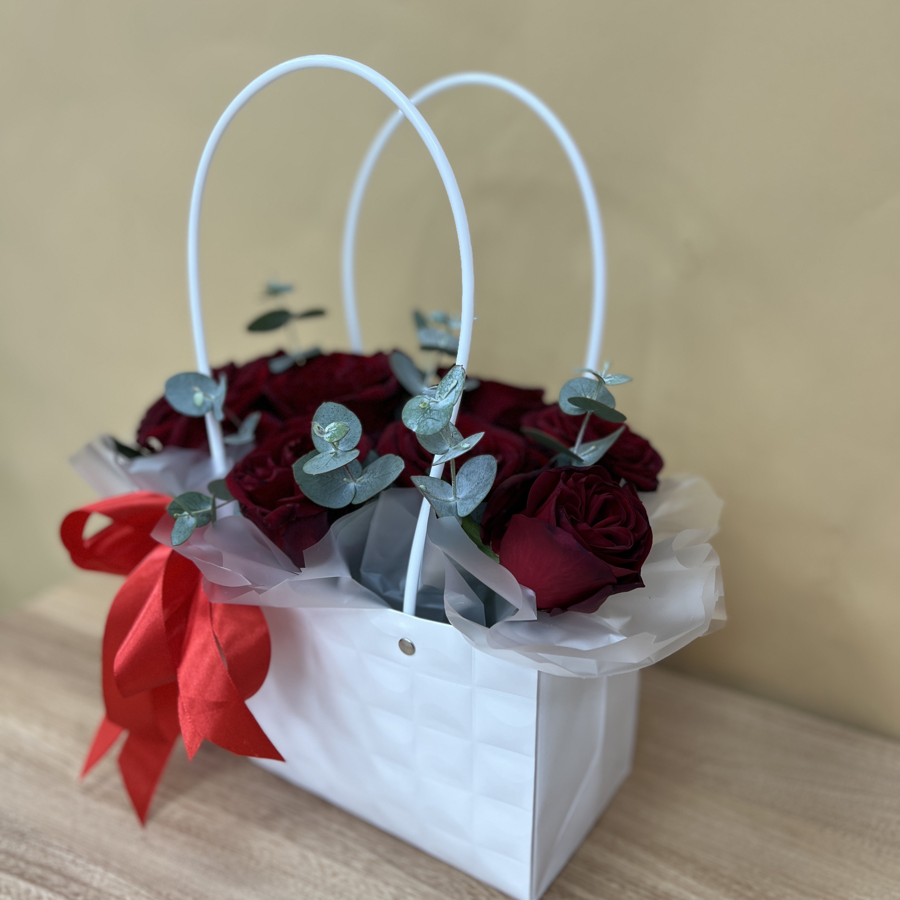 Букет дня в коробке Стильный Сюрприз