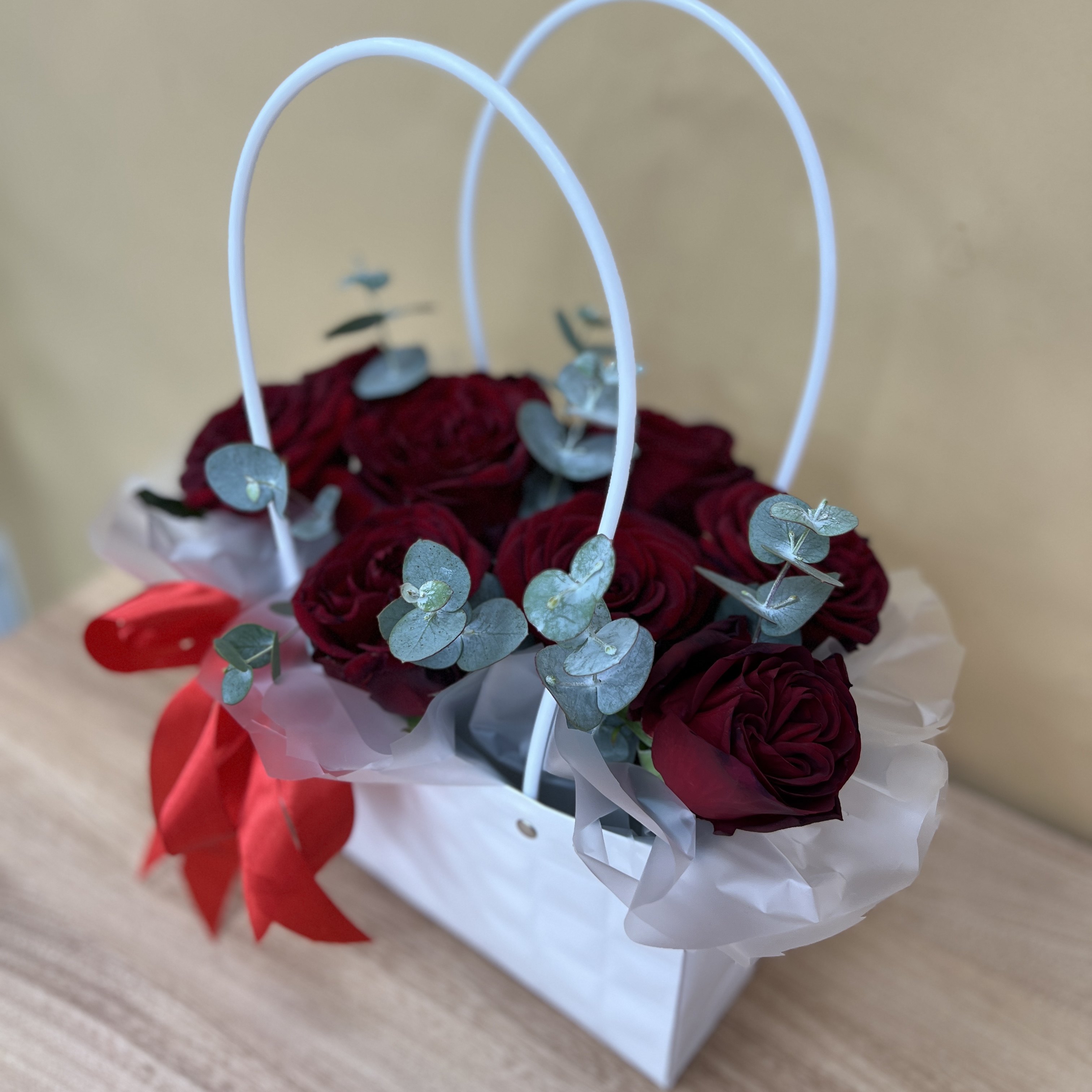 Букет дня в коробке Стильный Сюрприз