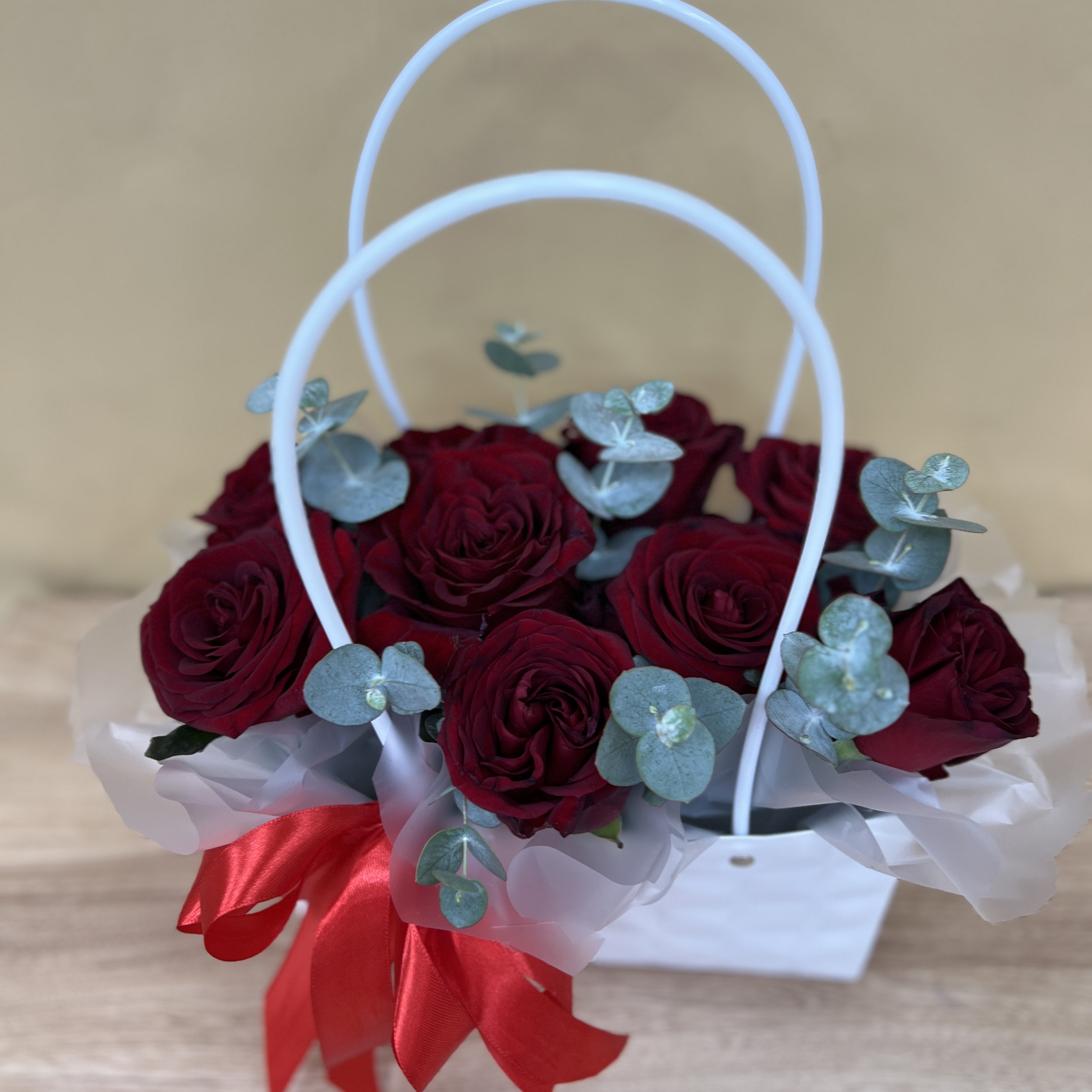 Букет дня в коробке Стильный Сюрприз