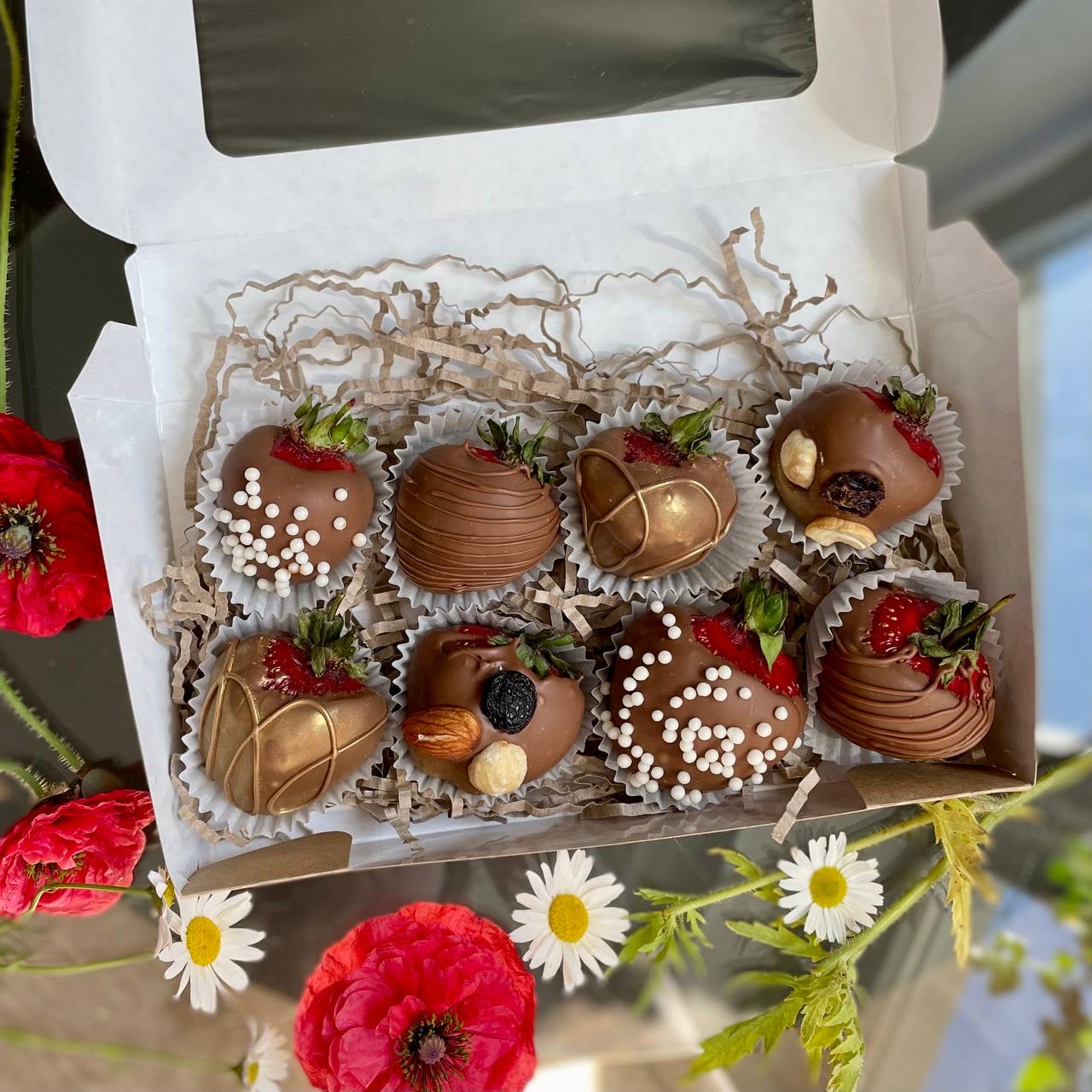 Клубника в шоколаде Романтика 8 ягод