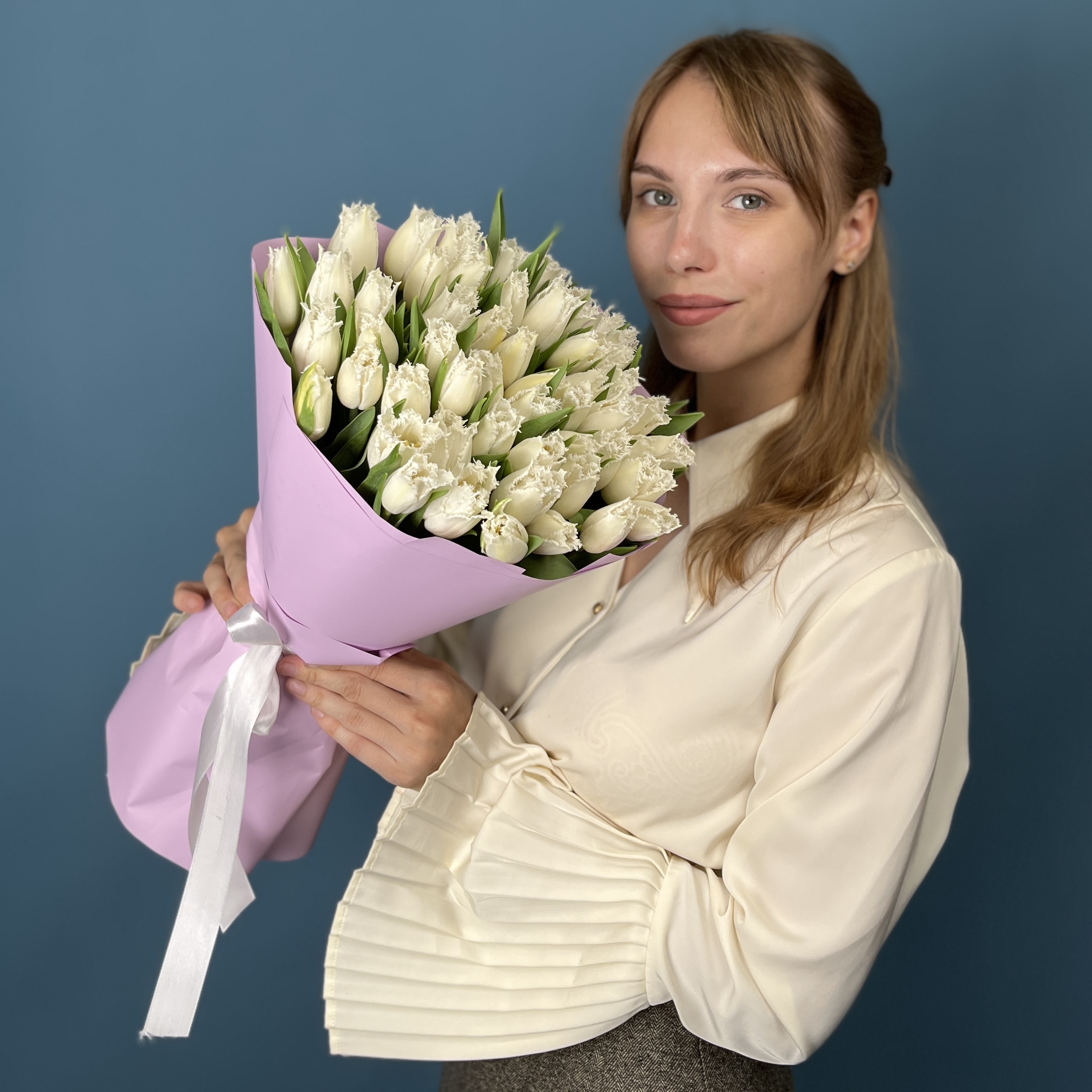 51 махровый белый тюльпан