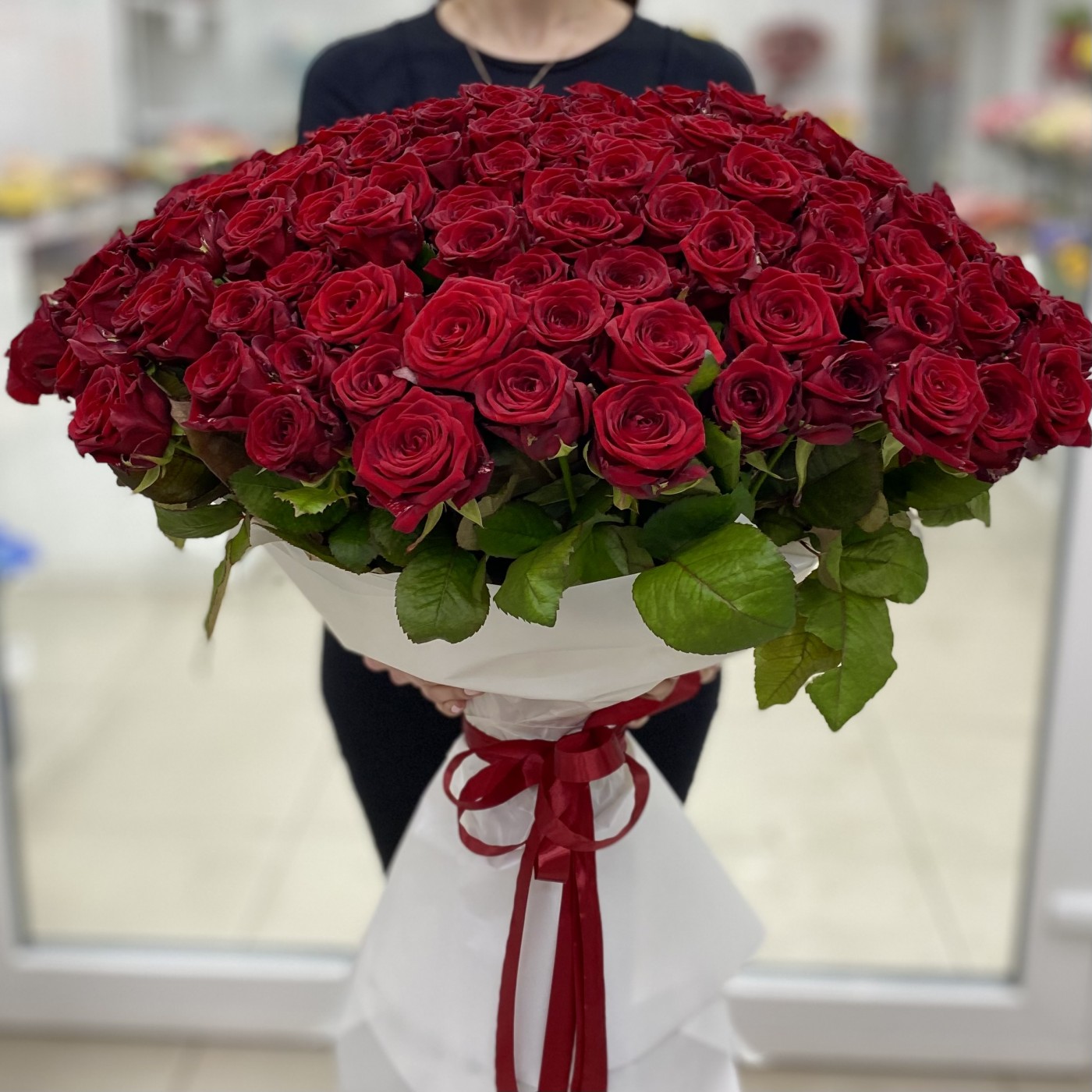 151 красная роза 70 см