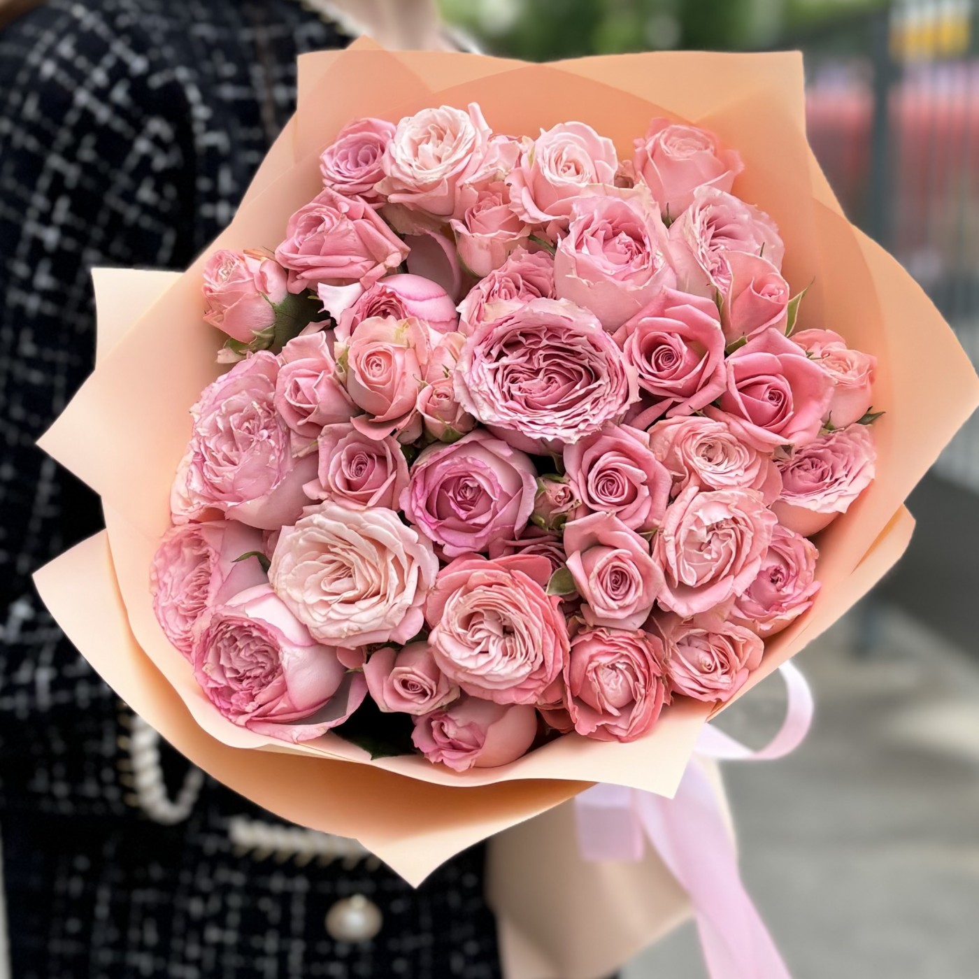 15 кустовых роз Розовый Микс