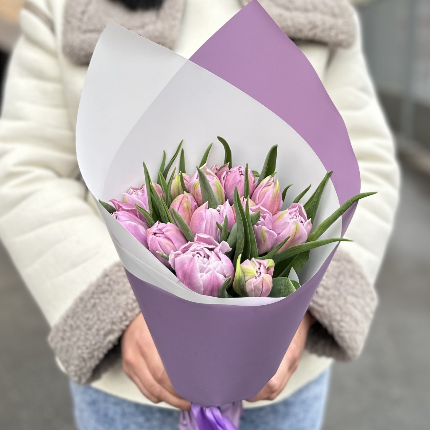 15 лиловых тюльпанов Дабл Мастер