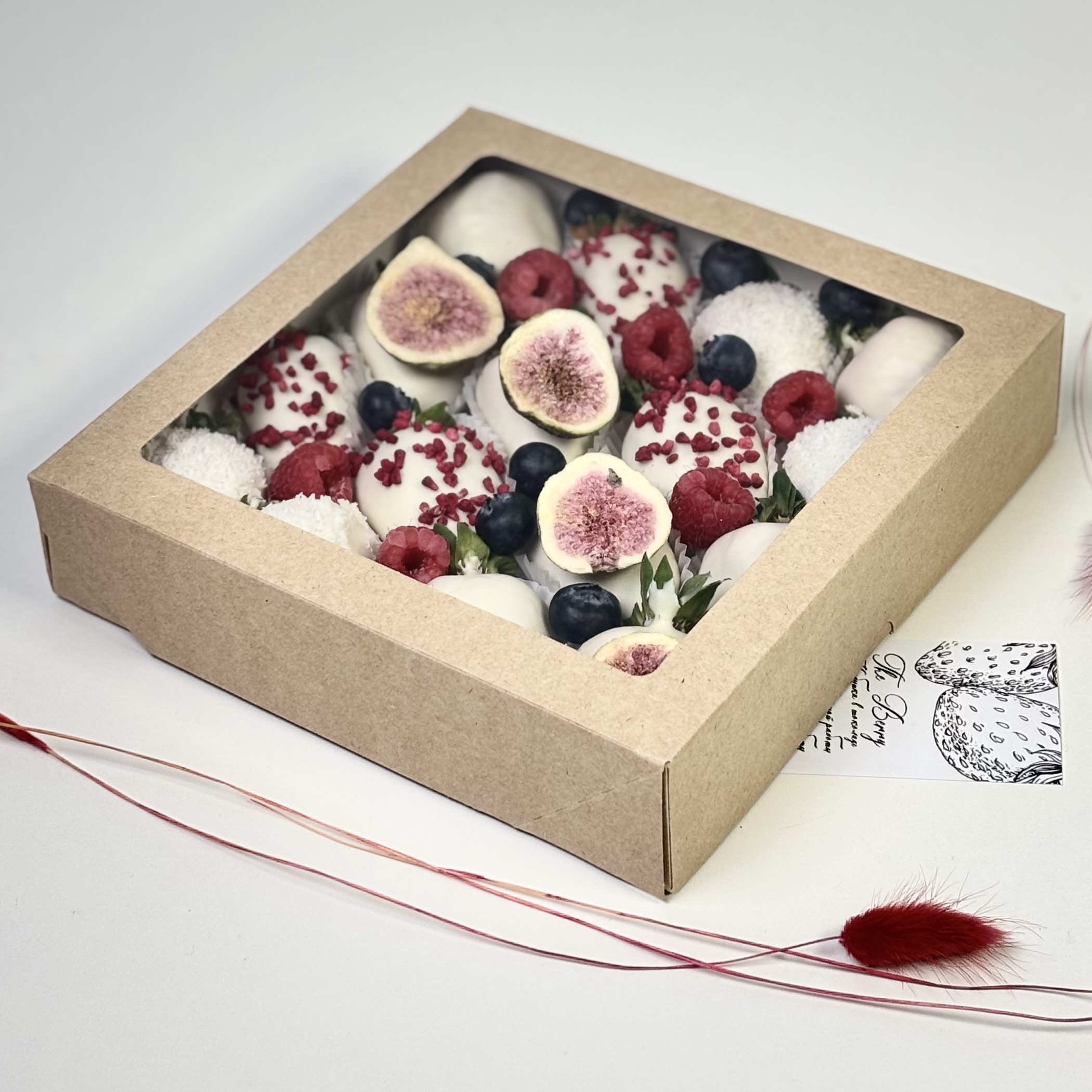 Клубника в шоколаде нежной принцессе