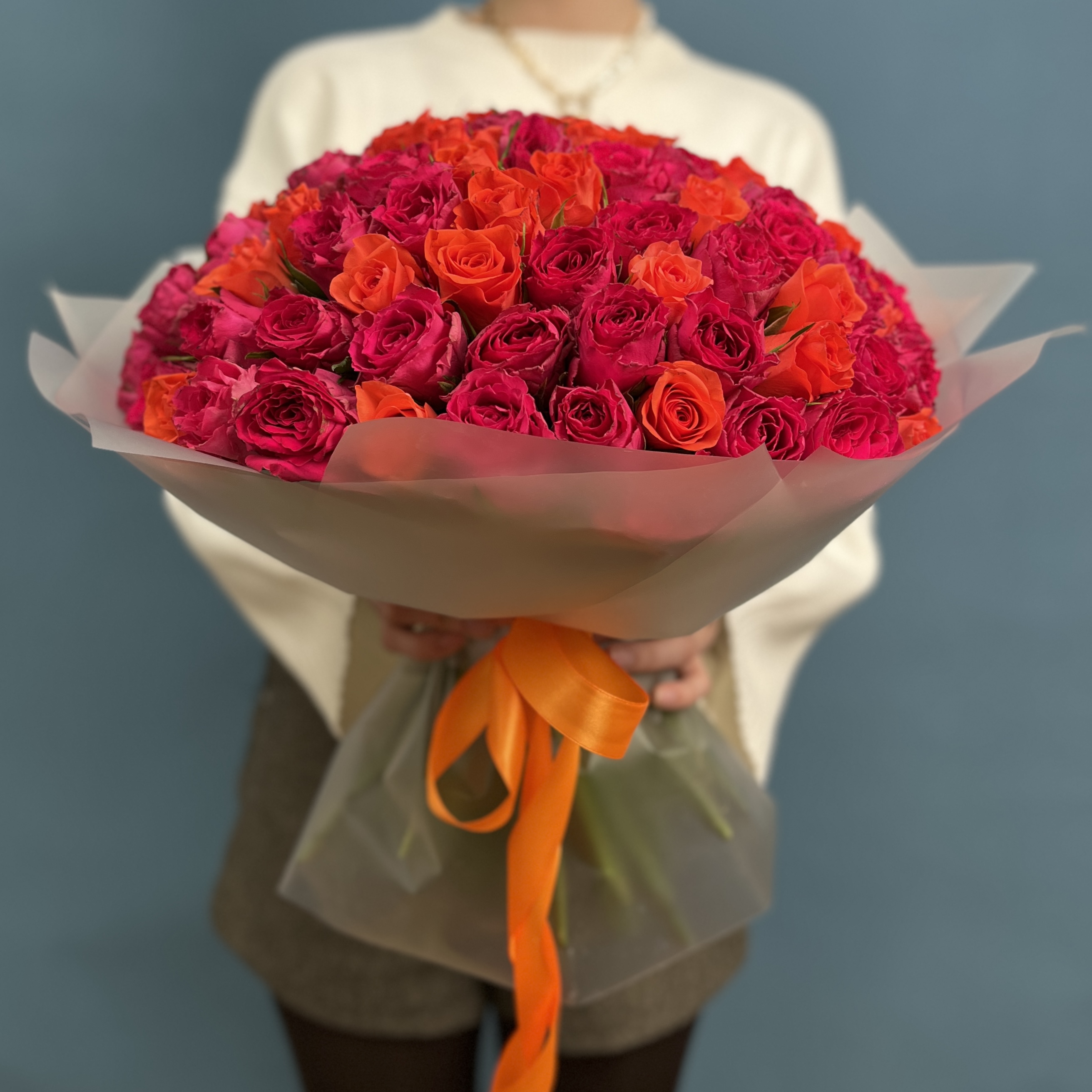 101 оранжевая и малиновая роза Тутти Фрутти