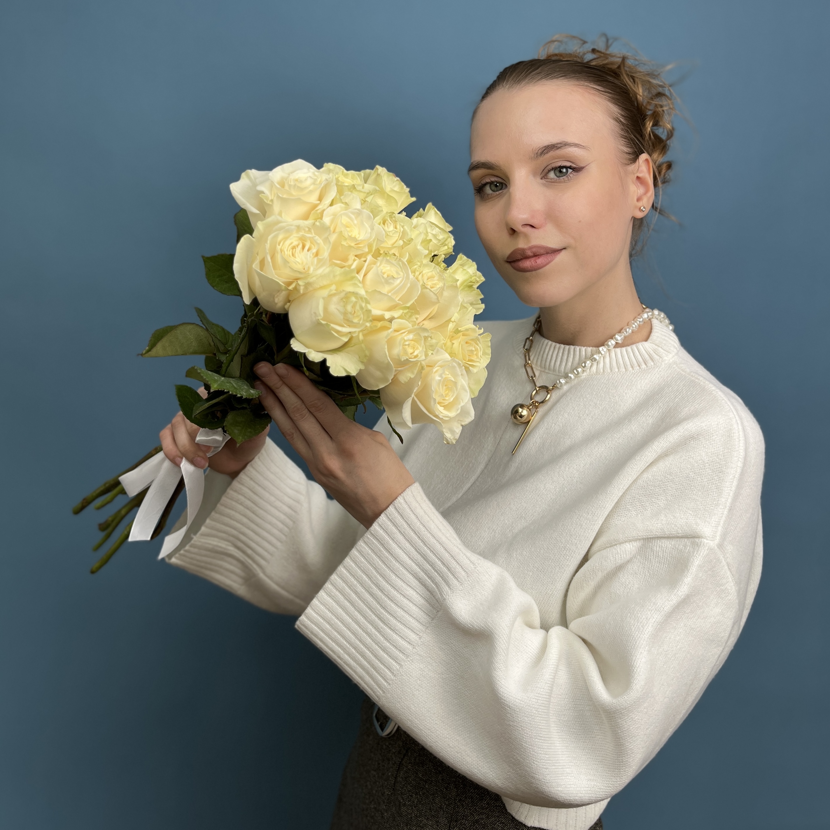 15 роз Мондиаль 50 см