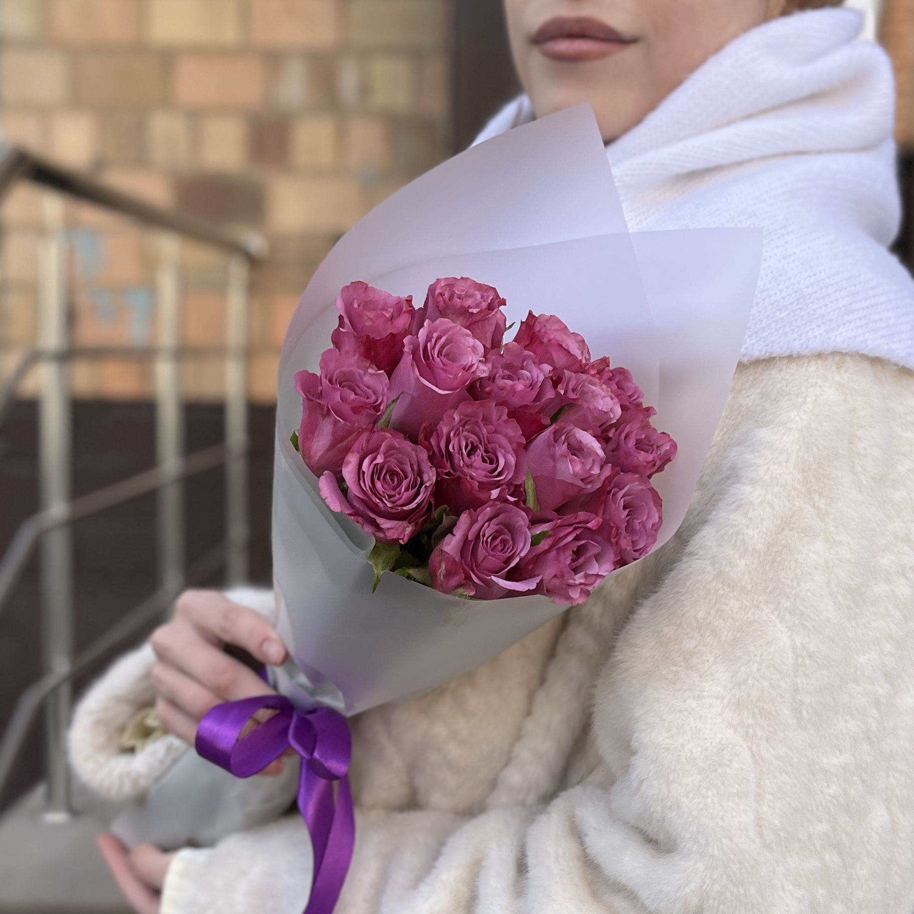 15 фиолетовых роз Дип Перпал 40 см