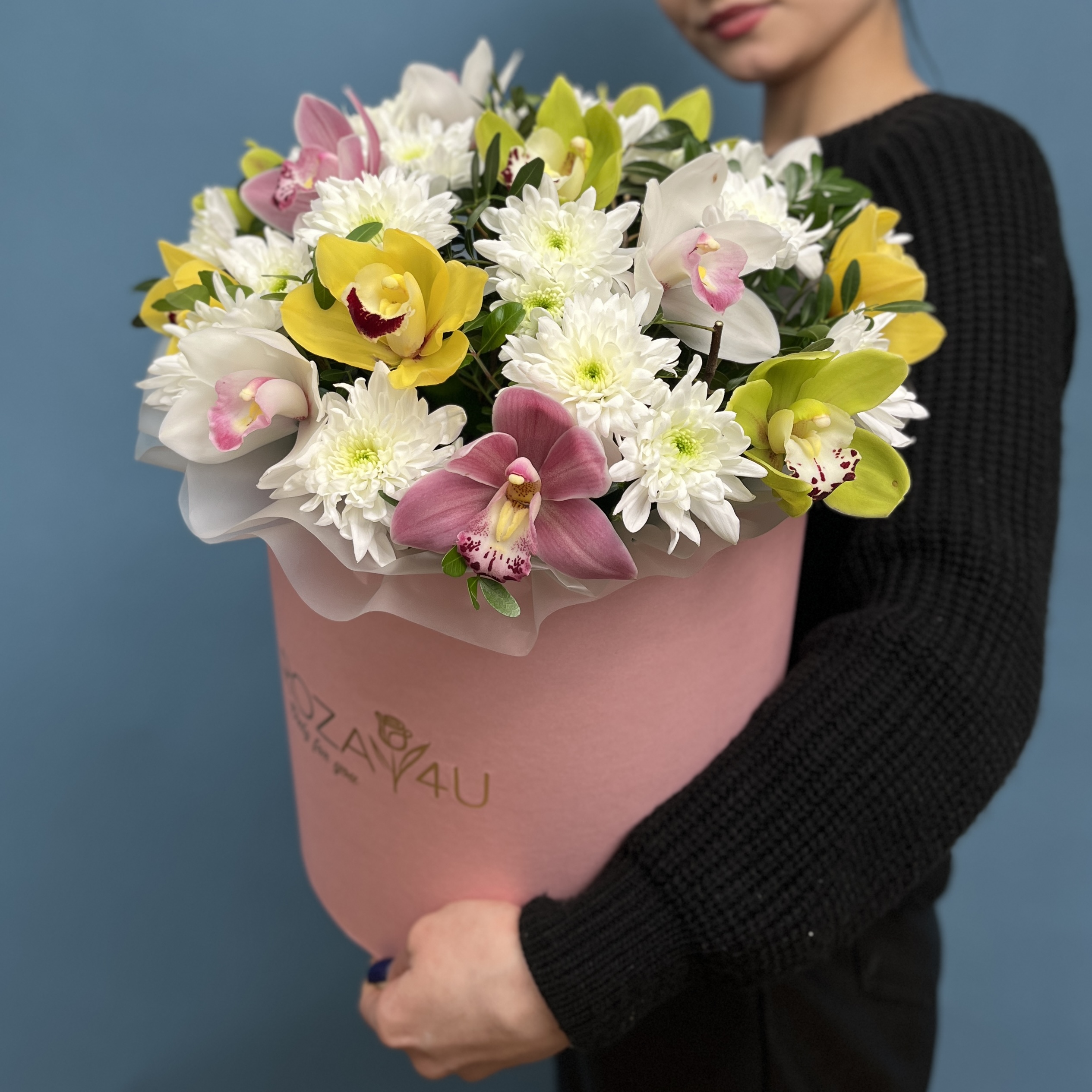 Орхидеи в коробке Праздничный микс