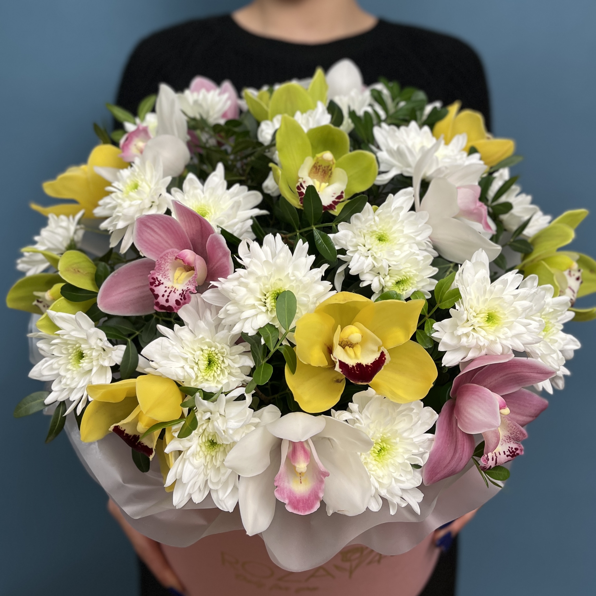 Орхидеи в коробке Праздничный микс