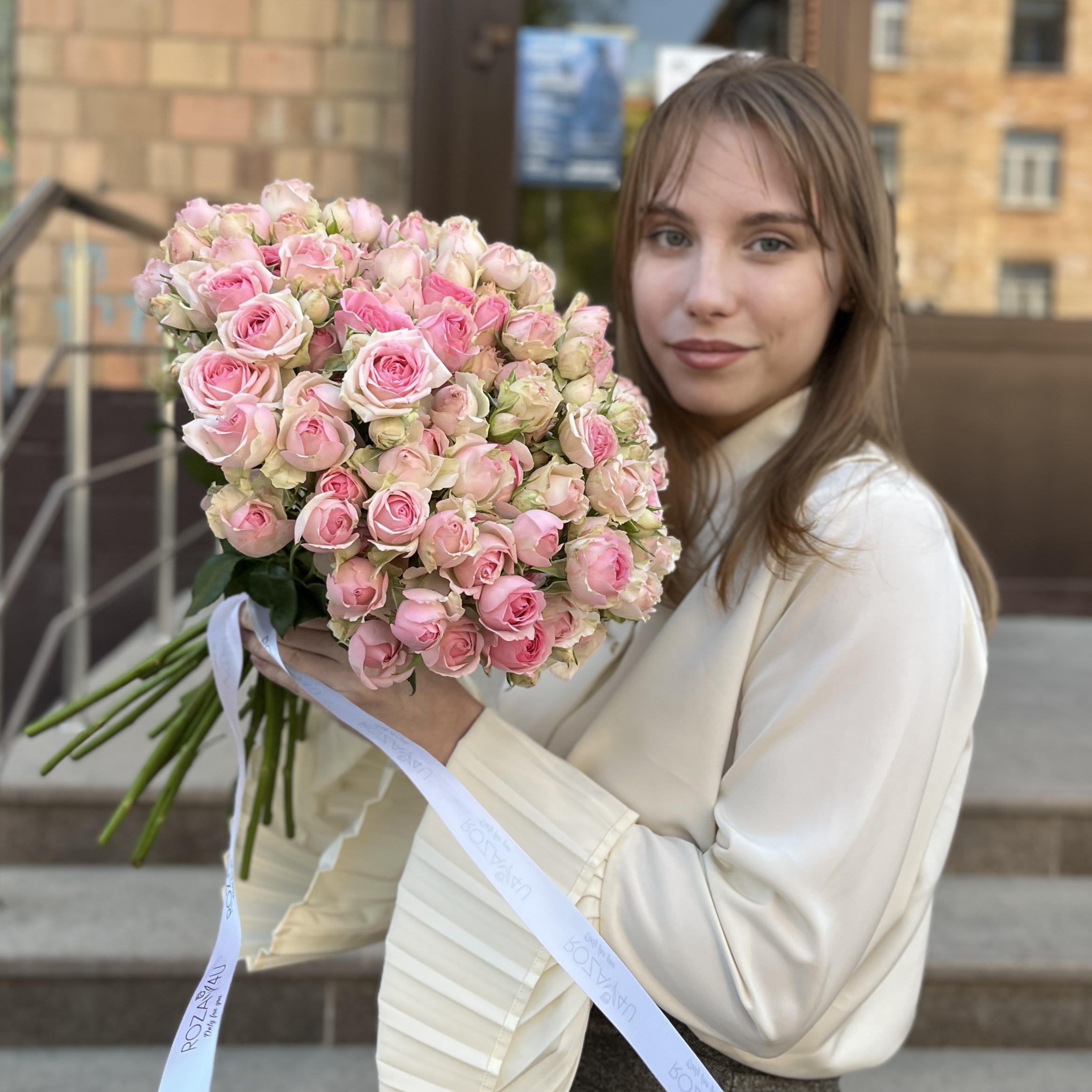 Кустовая роза Динара 40 см