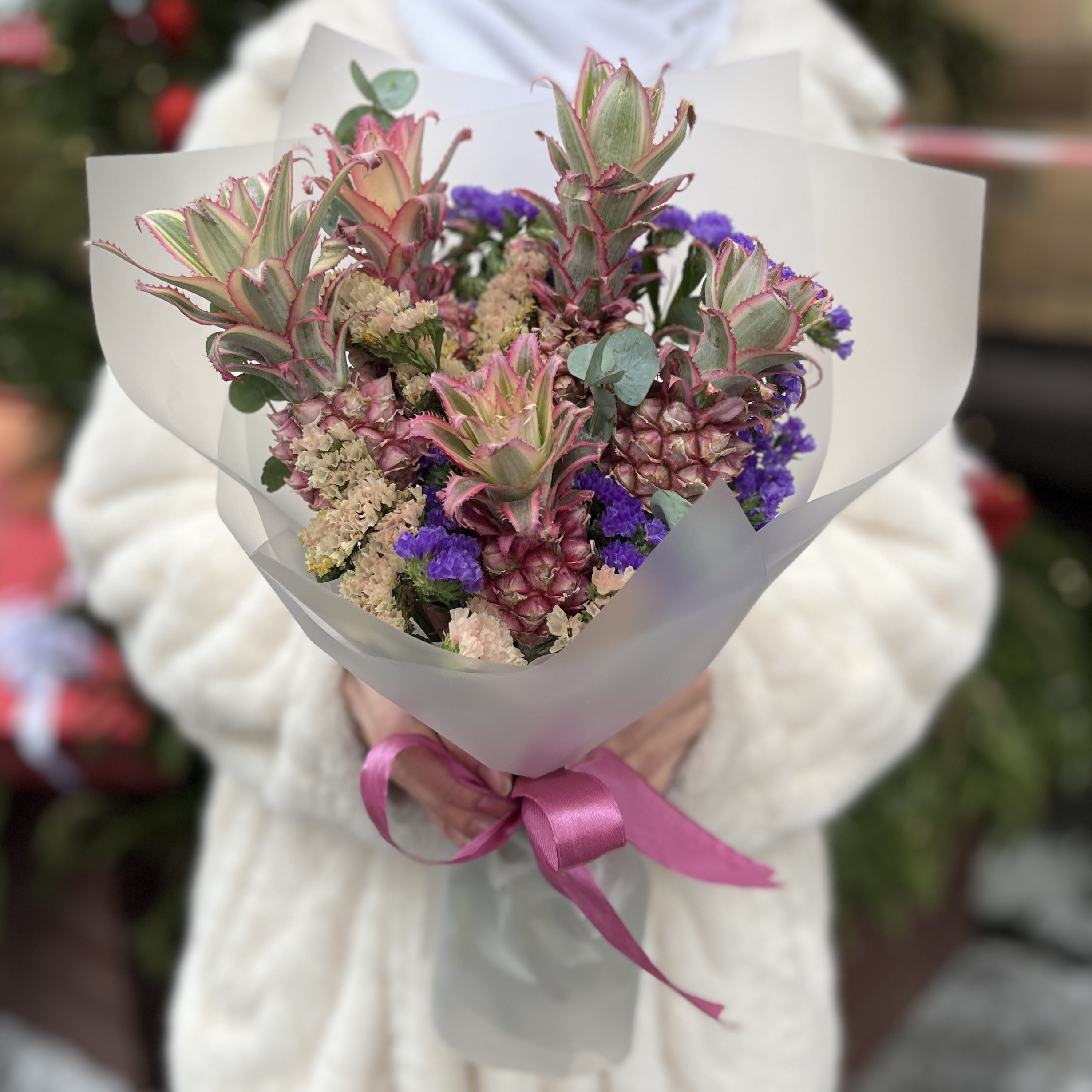 Интерьерный букет Ананасы и Статица