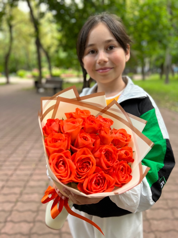 15 оранжевых роз Копакабана