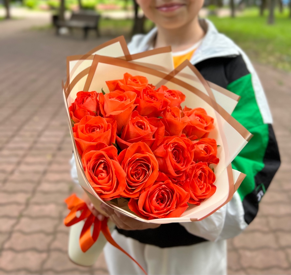 15 оранжевых роз Копакабана