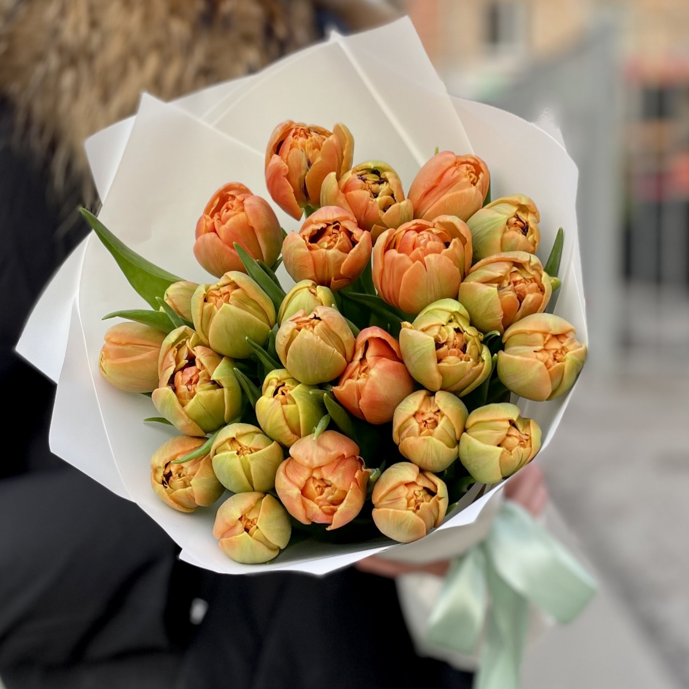 25 оранжевых  пионовидных тюльпанов Айкун