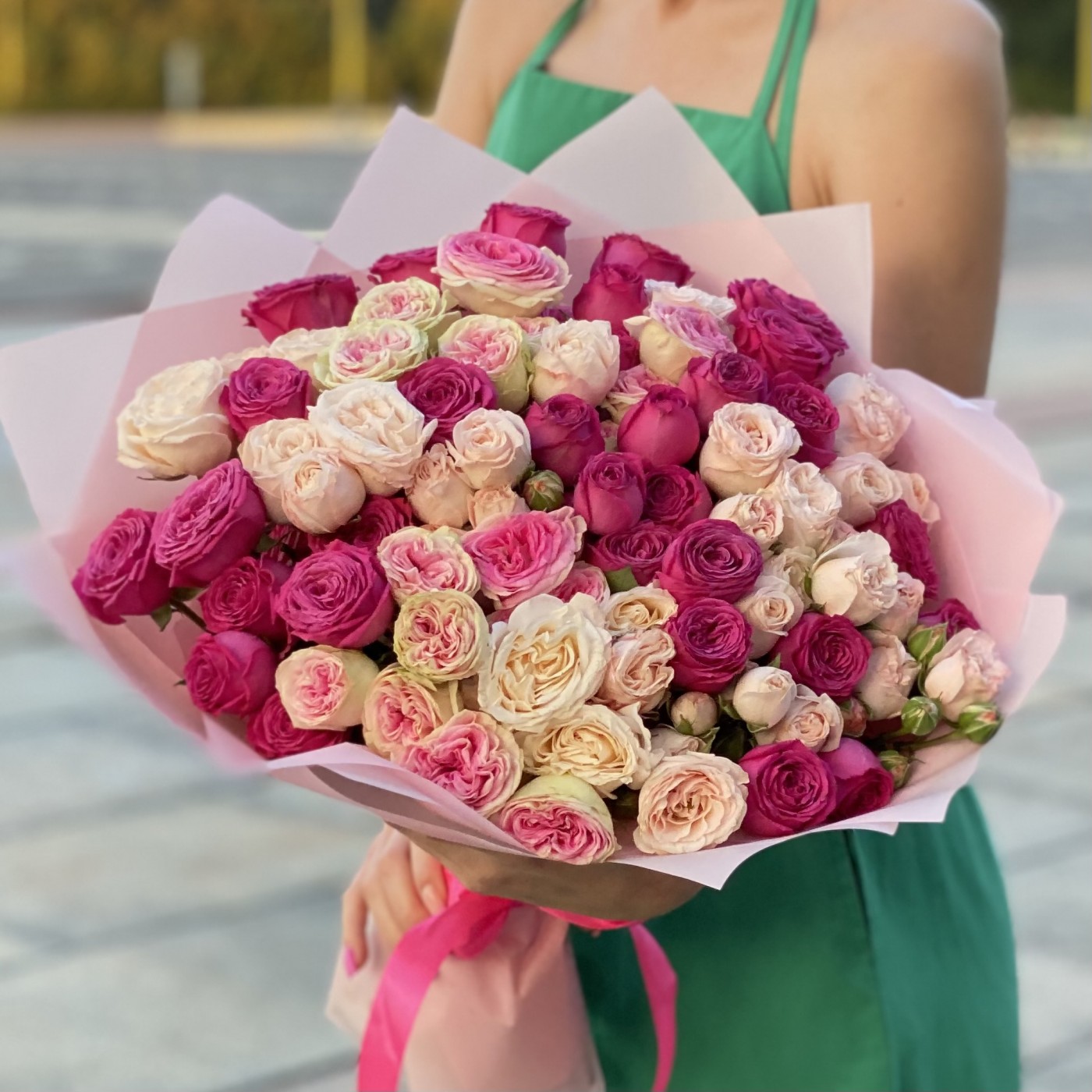 25 кустовых пионовидных роз Розовый вихрь