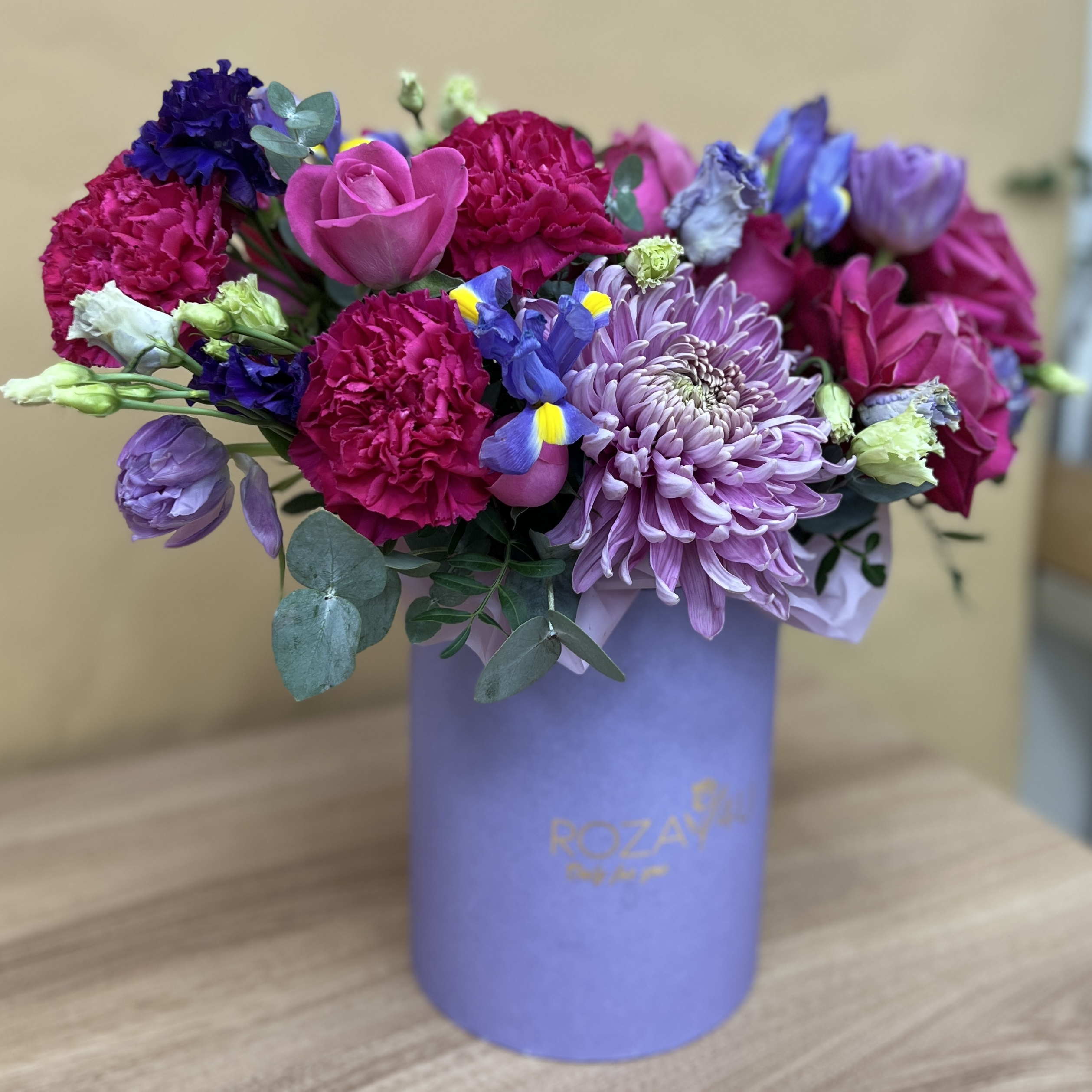 Букет дня в коробке гармония красок