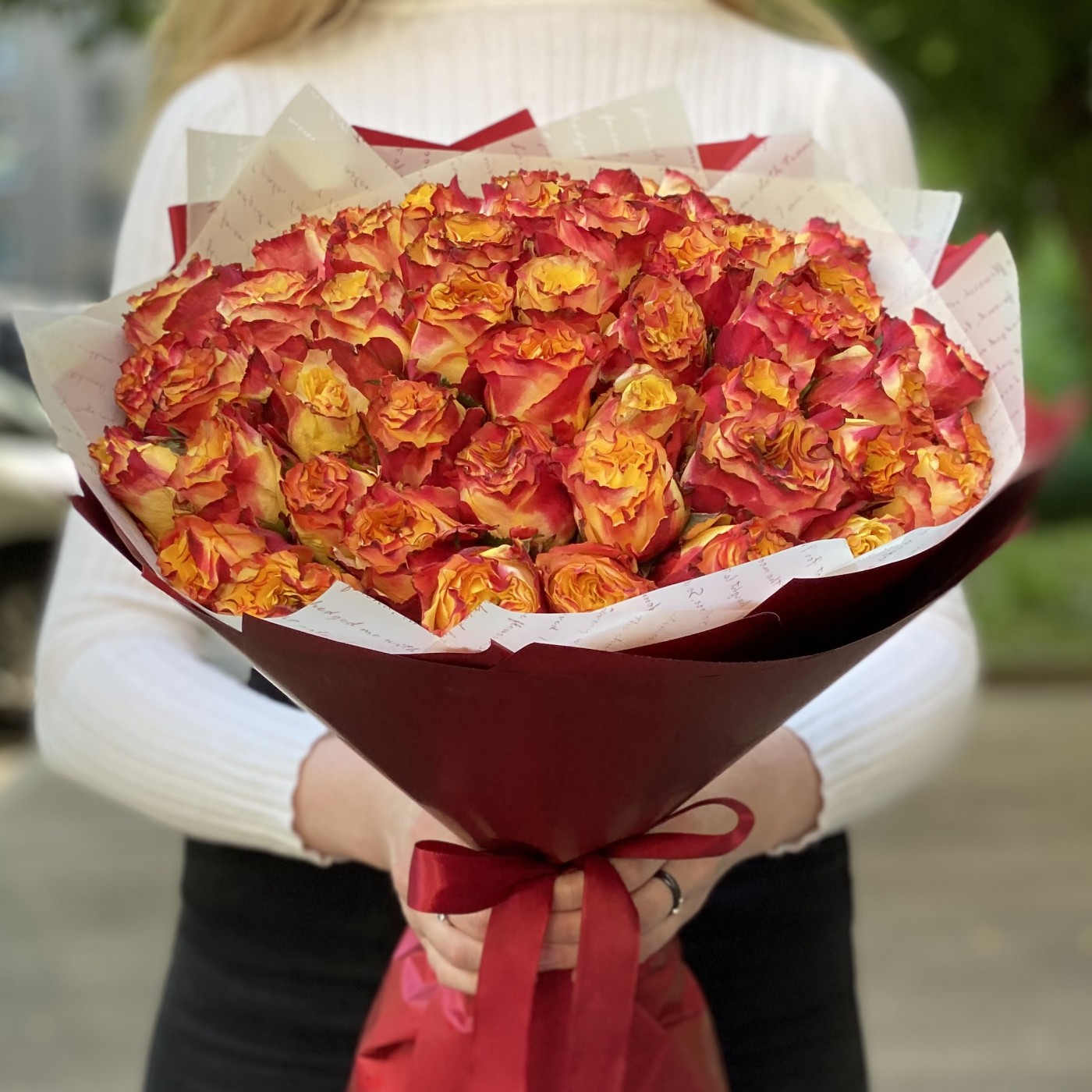 51 пионовидная роза Савена