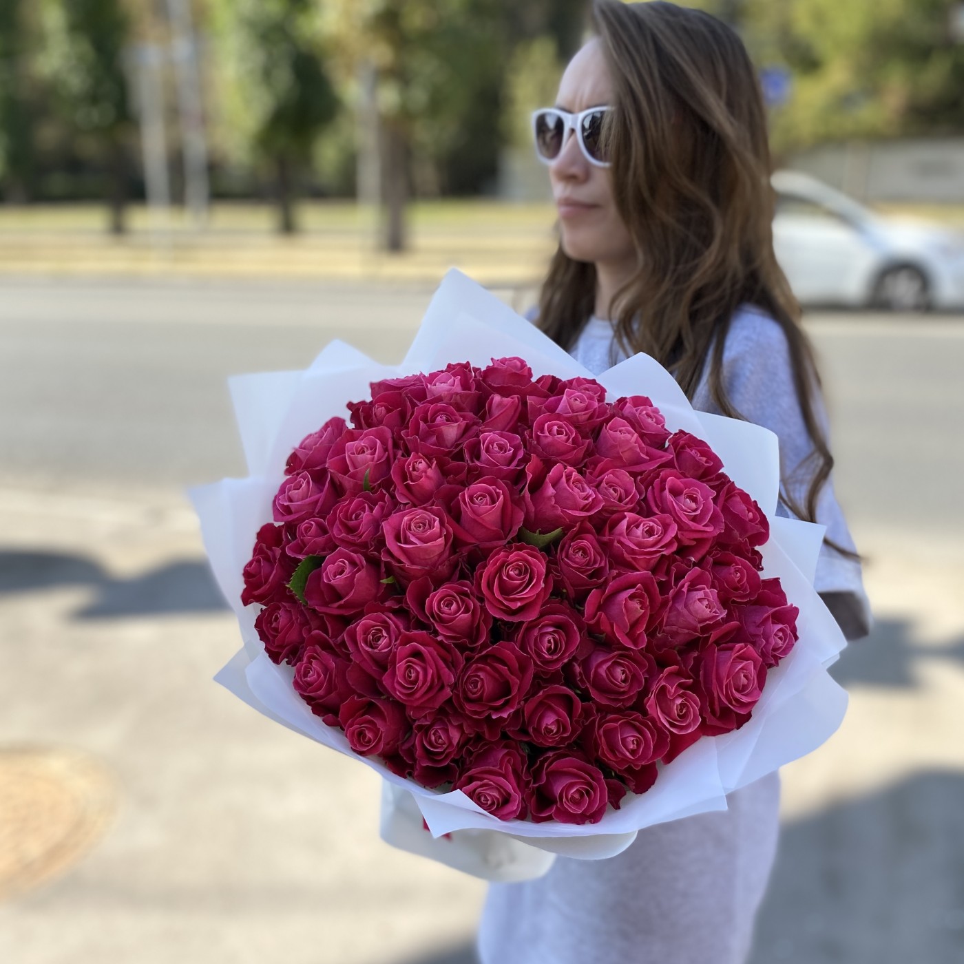 51 малиновая роза Муви Стар