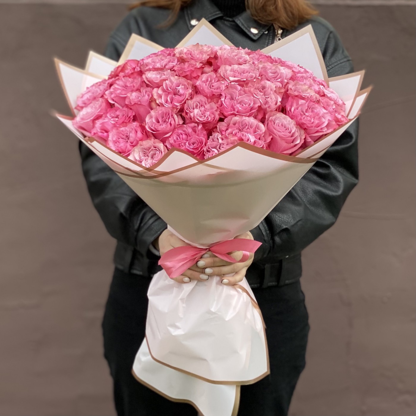 51 пионовидная роза Кантри блюз