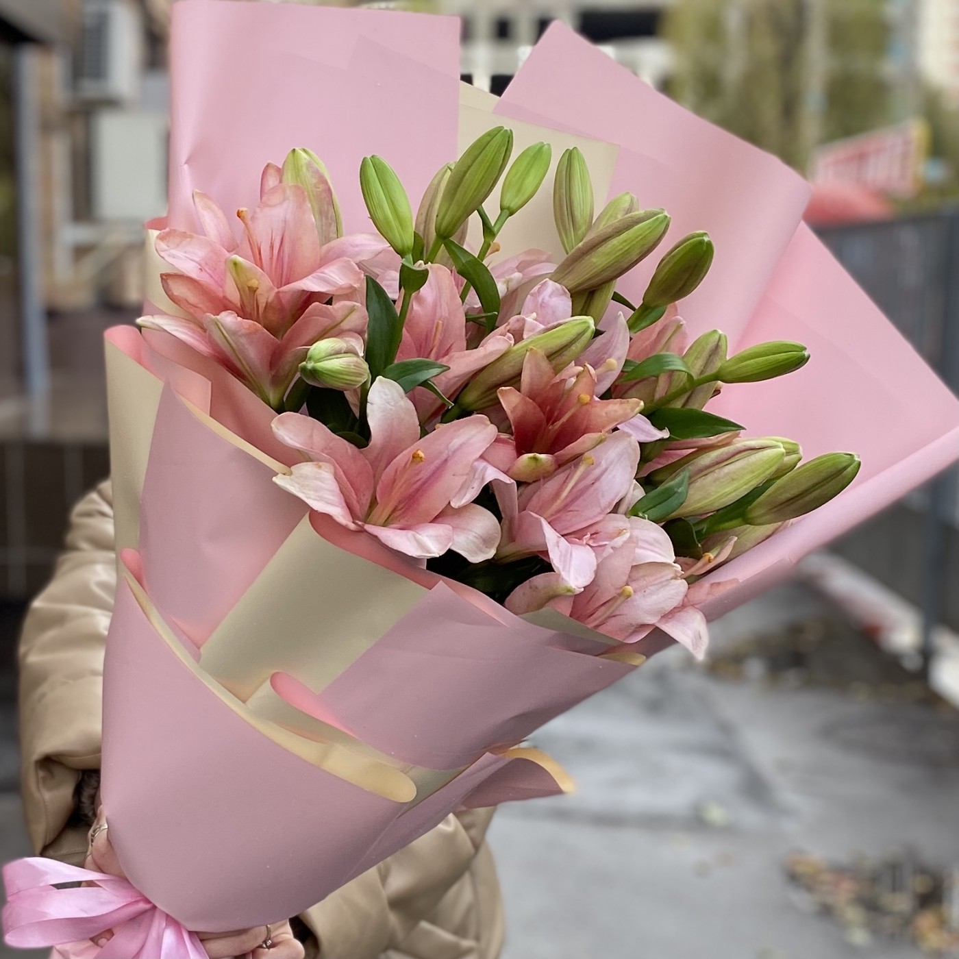 9 розовых лилий Азиатка