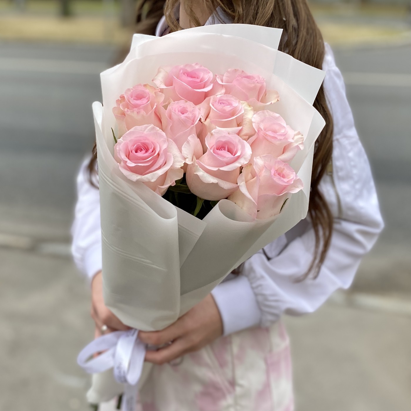 9 розовых роз Новия 50 см