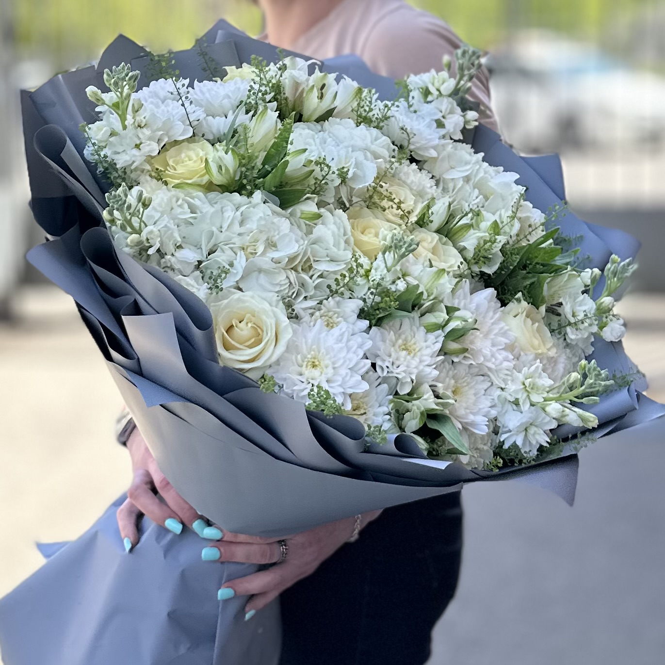 Авторский букет Нежная Ночь