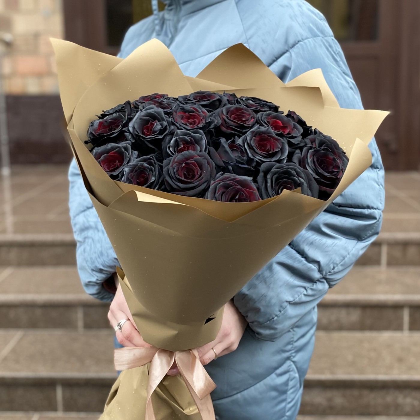 Букет из 25 черных роз