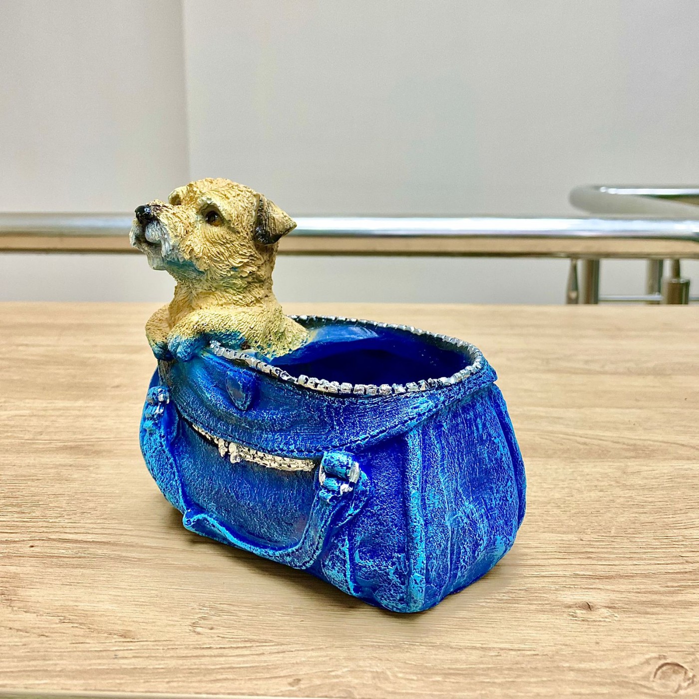 Кашпо собачка в сумочке