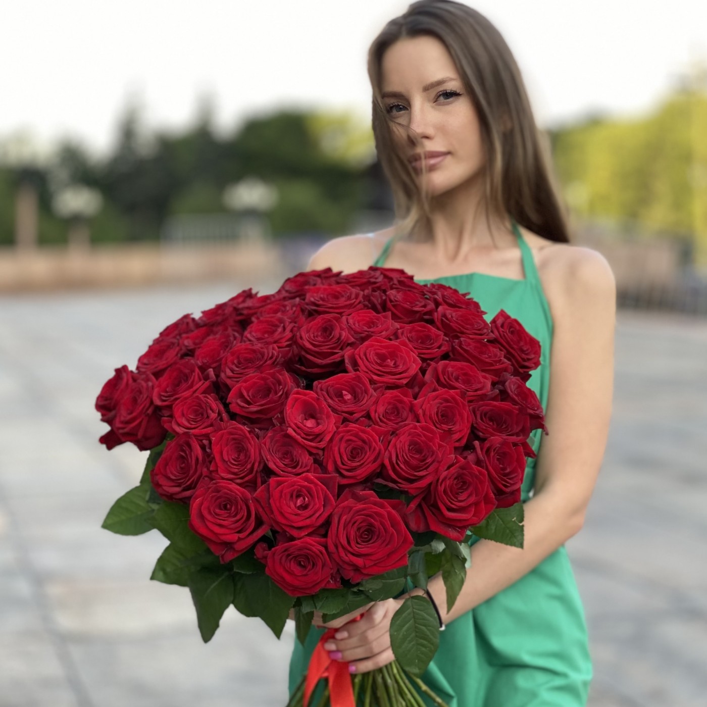 51 красная роза 60 см