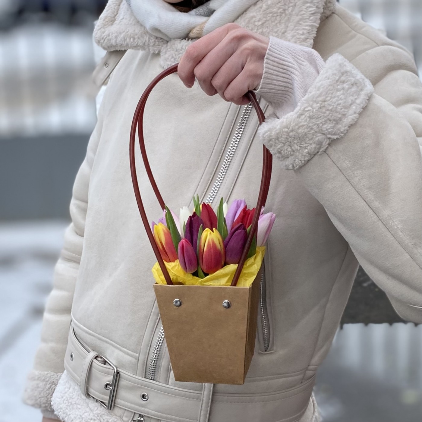 Тюльпаны микс в сумочке