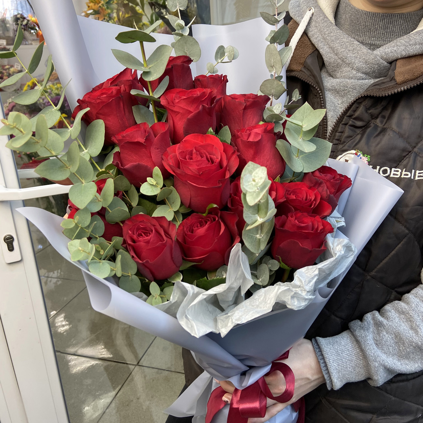 Красные розы "Пылкая любовь"