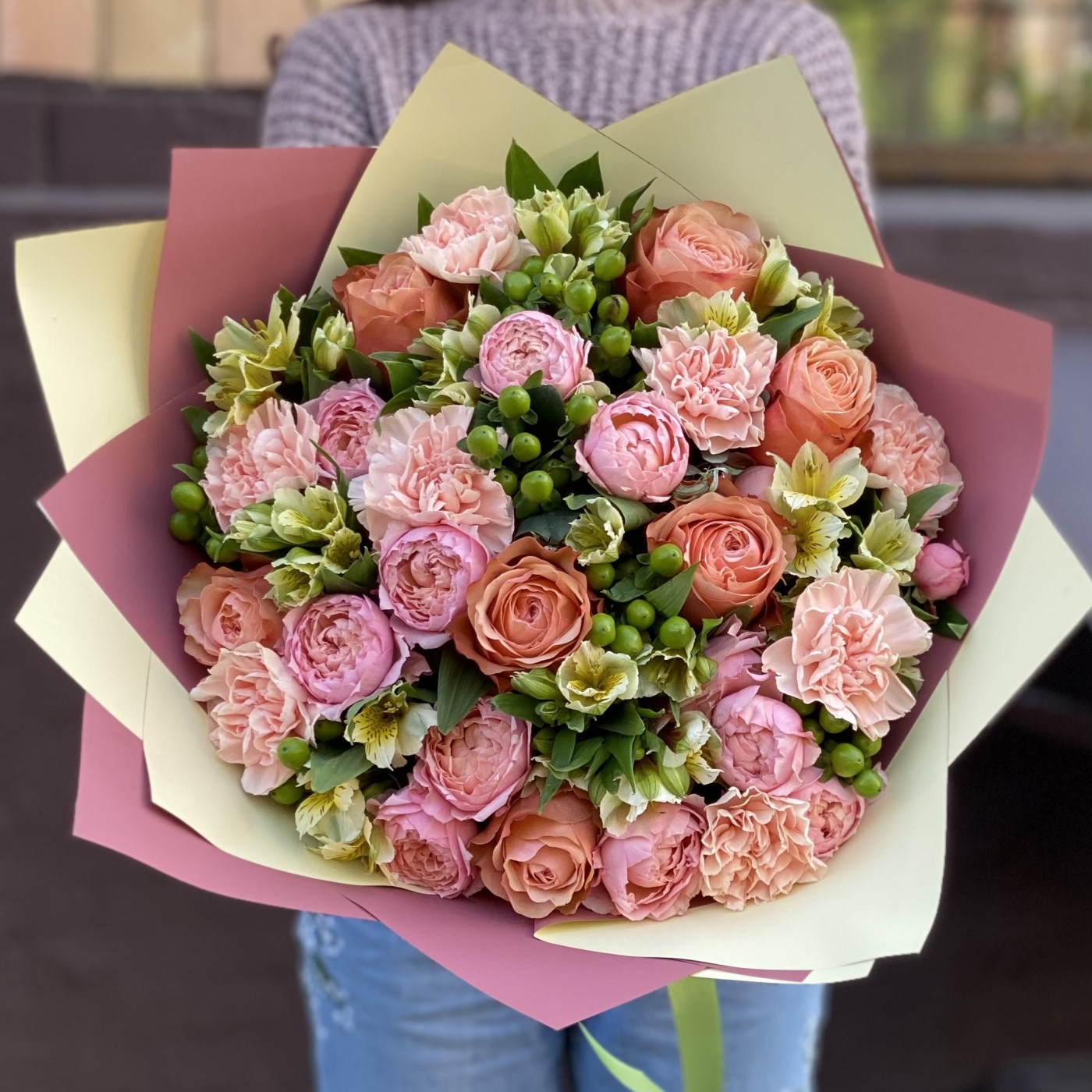 Букет Карамель с пионовидными розами